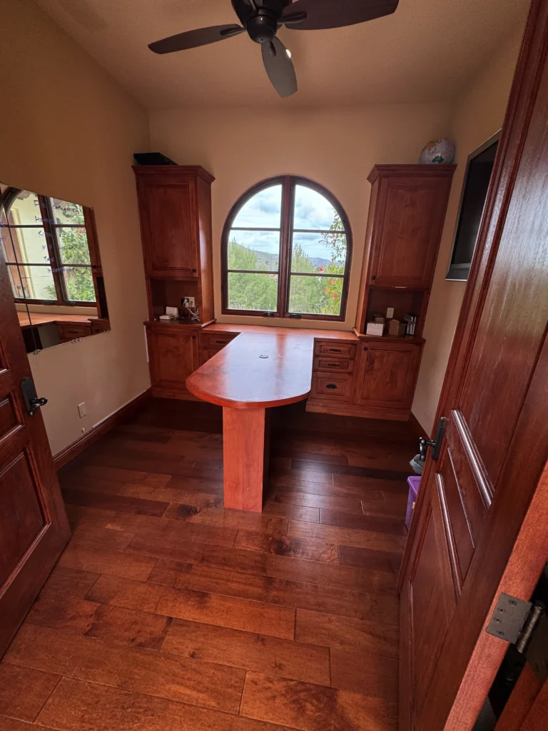 custom traditional home office in Escondido